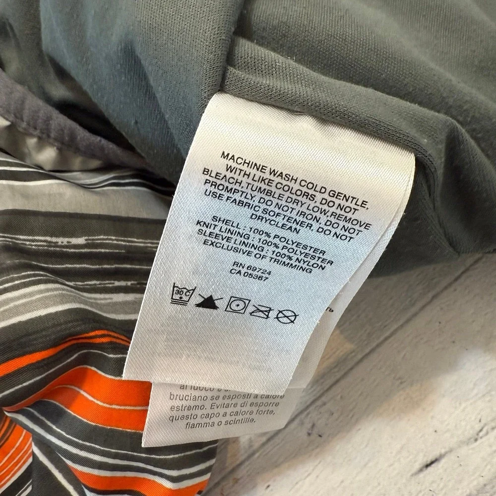 Columbia kids lightweight jacket orange and‎ grey youth small 8